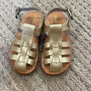 Freshly Picked Gold Toddler Sandals Size 7